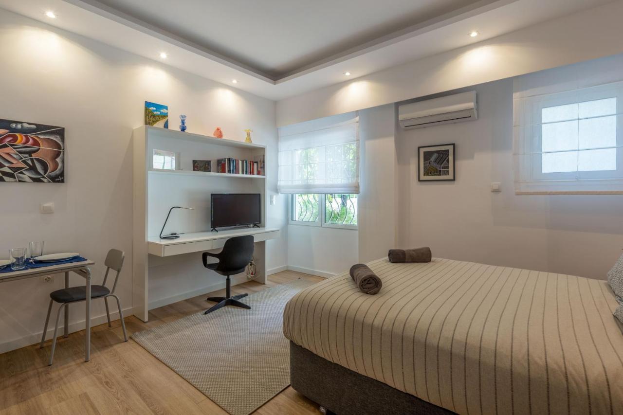 Brand New Apartment In Athena Bagian luar foto