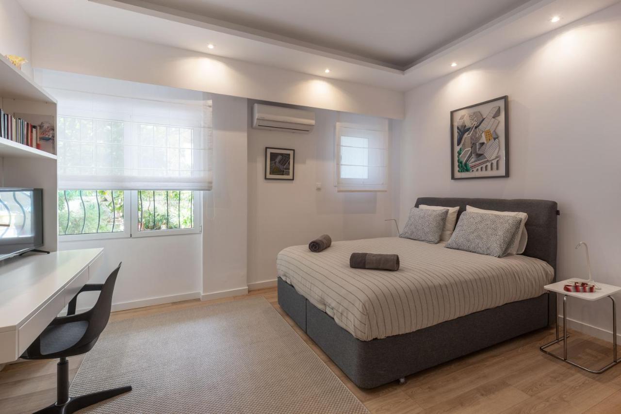 Brand New Apartment In Athena Bagian luar foto