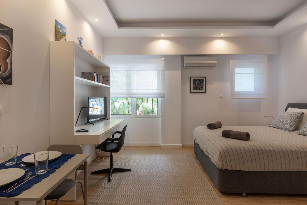 Brand New Apartment In Athena Bagian luar foto